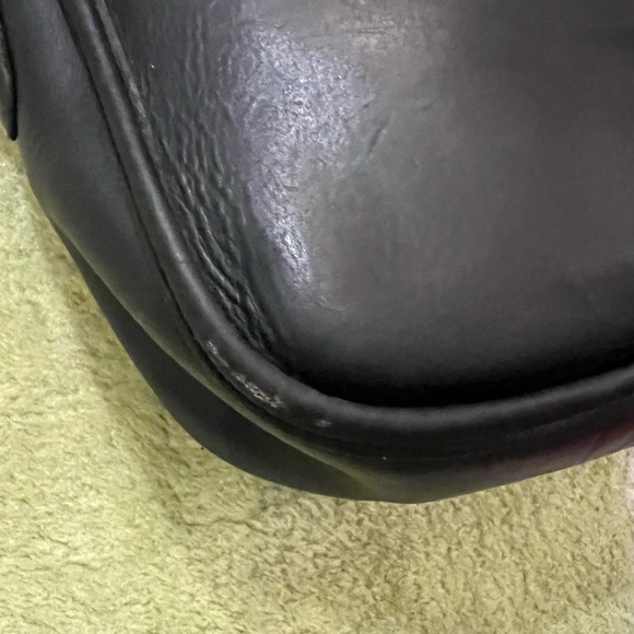 Vintage Coach 9790 Turnlock Shoulder Bag, Black, Genuine Leather, Crossbody - Picture 6 of 9